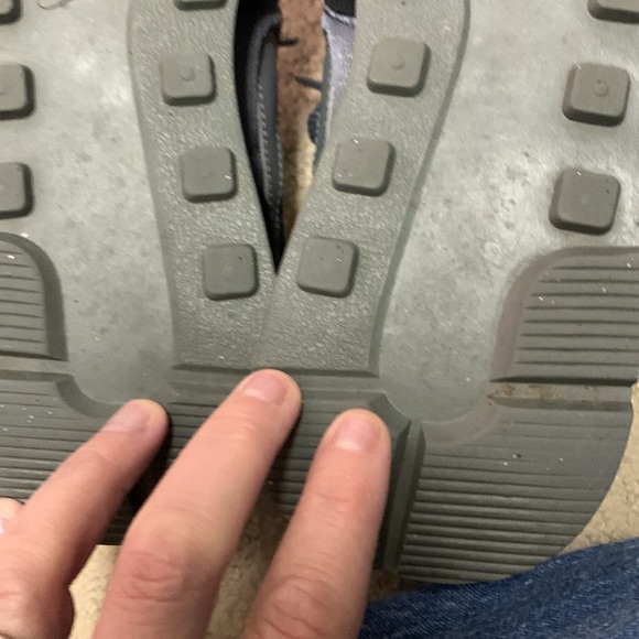 Nike sneakers - Picture 6 of 11